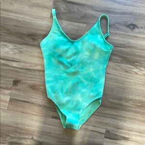 NWOT Vibrant Green Tie Dyed One-Piece Swimsuit - Size 0XL